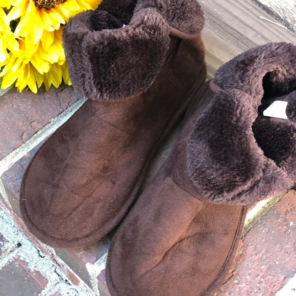 Steve Madden Slippers - Picture 12 of 14